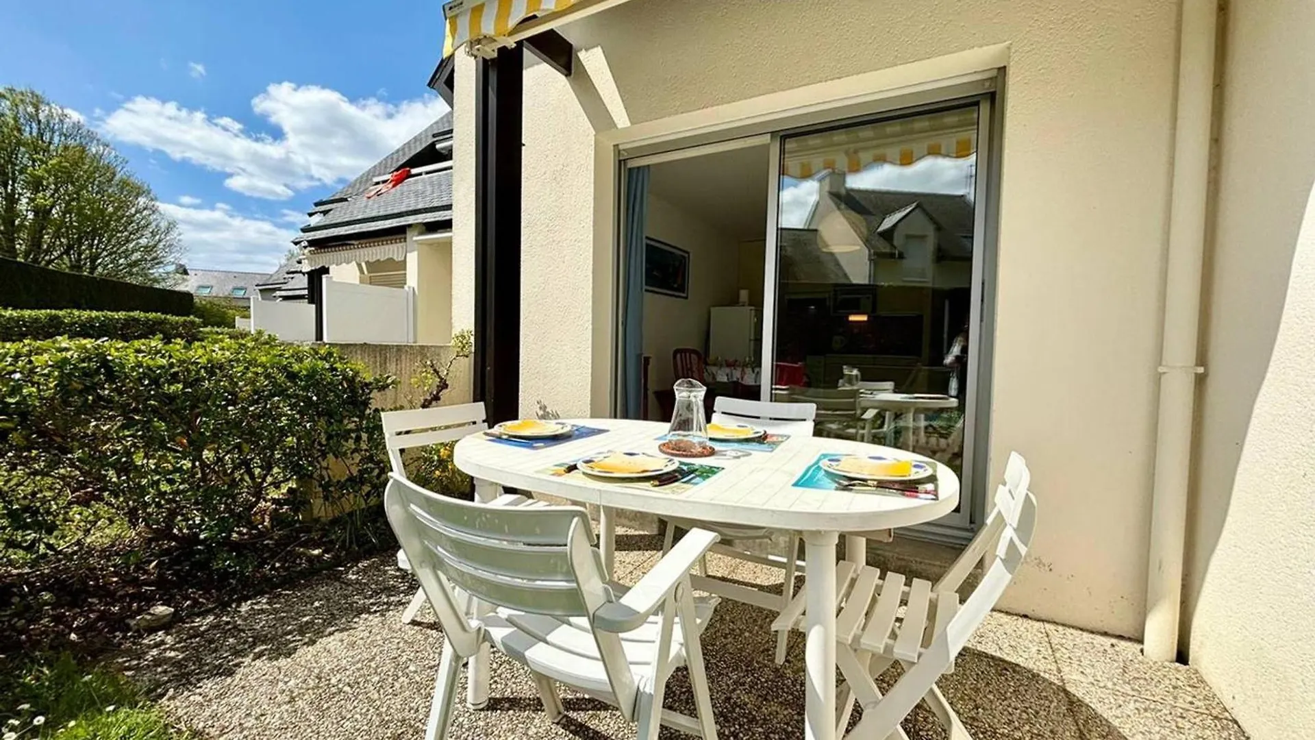Carnac : Appartement T2 Avec Terrasse - 4 Personnes - Animaux Acceptes - Fr-1-377-15